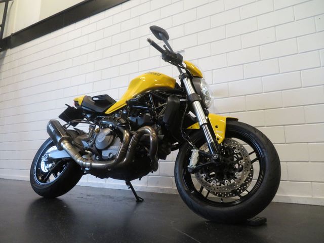 ducati - monster-821