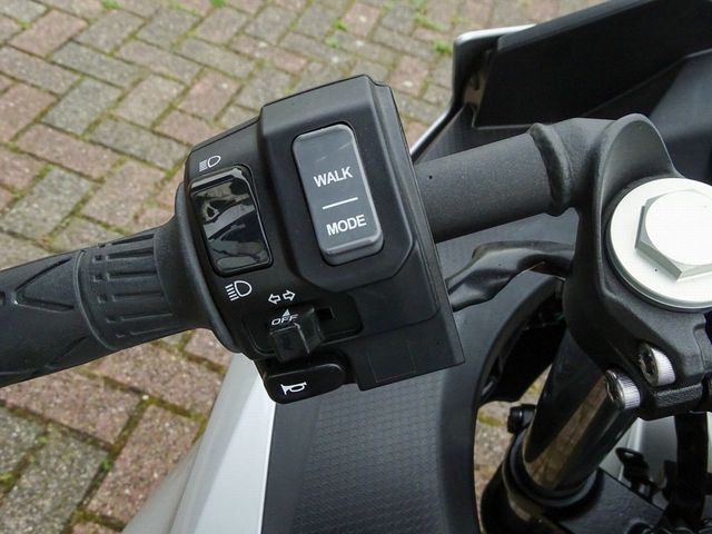 kawasaki - ninja-e-1