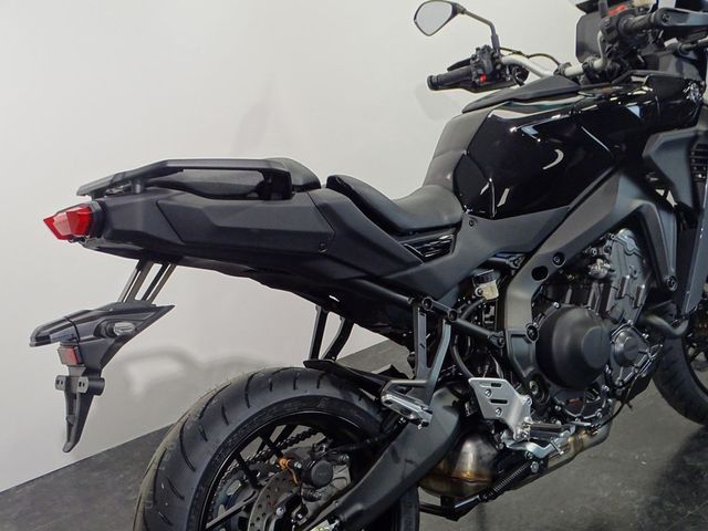 yamaha - tracer-9