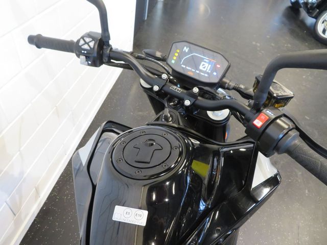 ktm - 790-duke