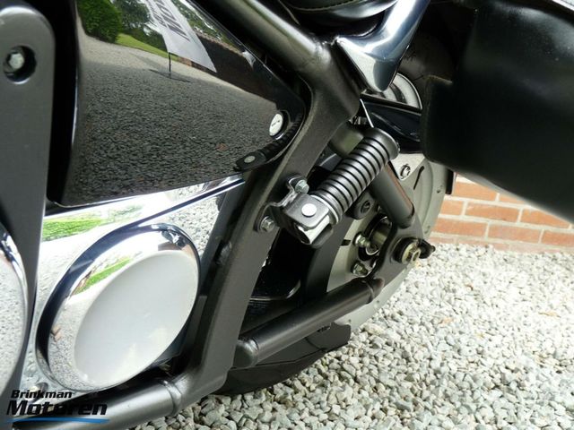kawasaki - vn-900-classic