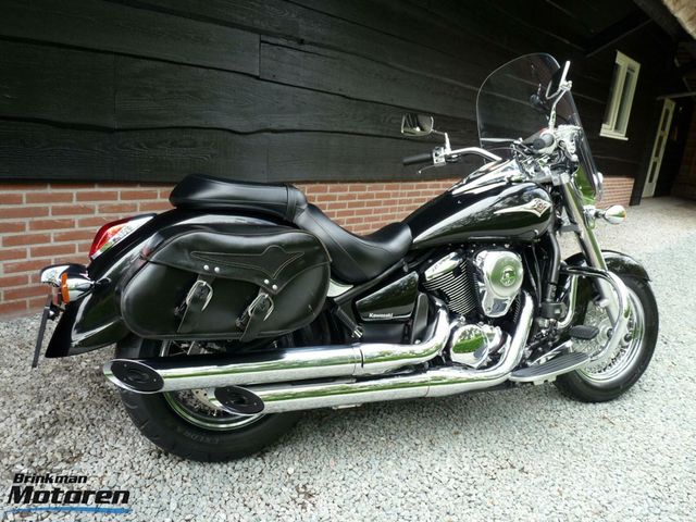 kawasaki - vn-900-classic