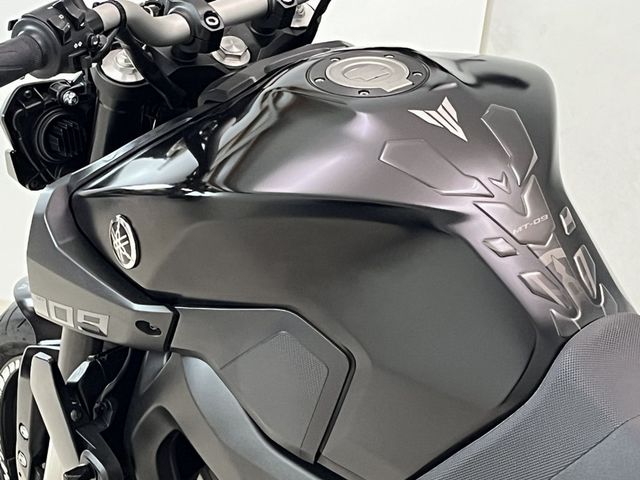 yamaha - mt-09-abs