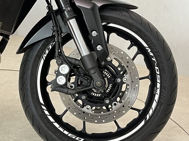 yamaha - mt-09-abs