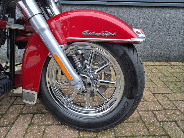 harley-davidson - heritage-softail-classic-flstc