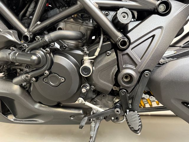 ducati - diavel-titanium
