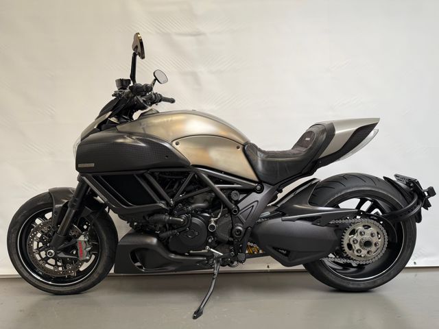 ducati - diavel-titanium