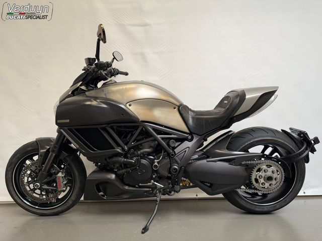 ducati - diavel-titanium