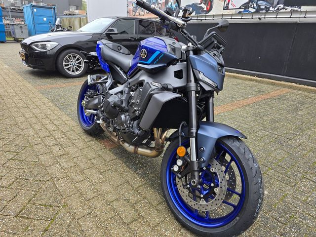 yamaha - mt-09-y-amt