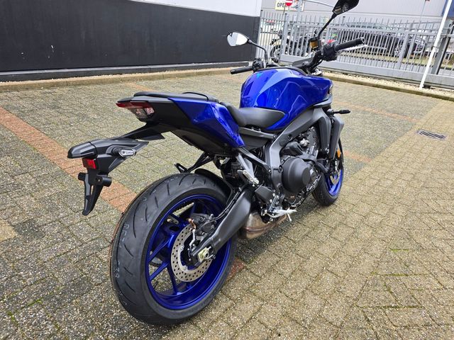 yamaha - mt-09-y-amt
