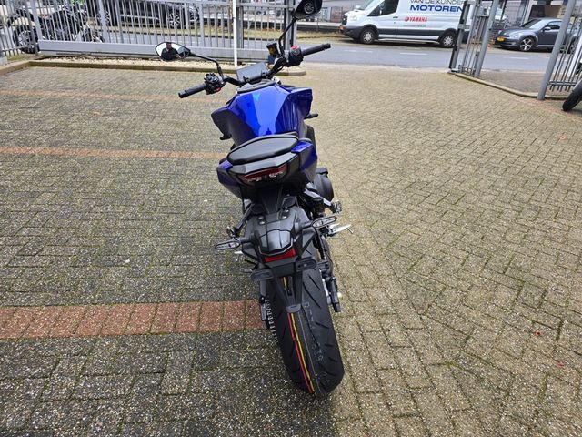 yamaha - mt-09-y-amt