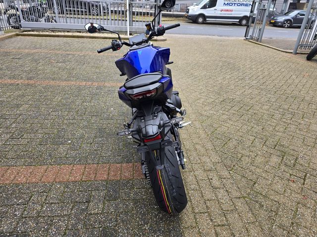 yamaha - mt-09-y-amt