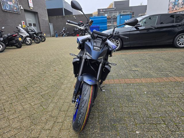 yamaha - mt-09-y-amt