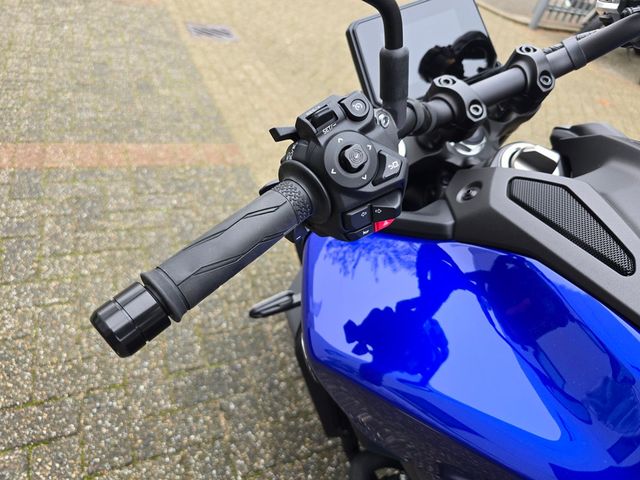 yamaha - mt-09-y-amt