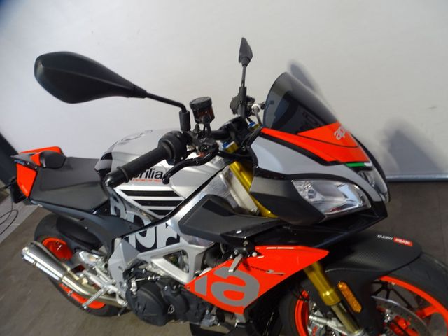 aprilia - tuono-v4-r