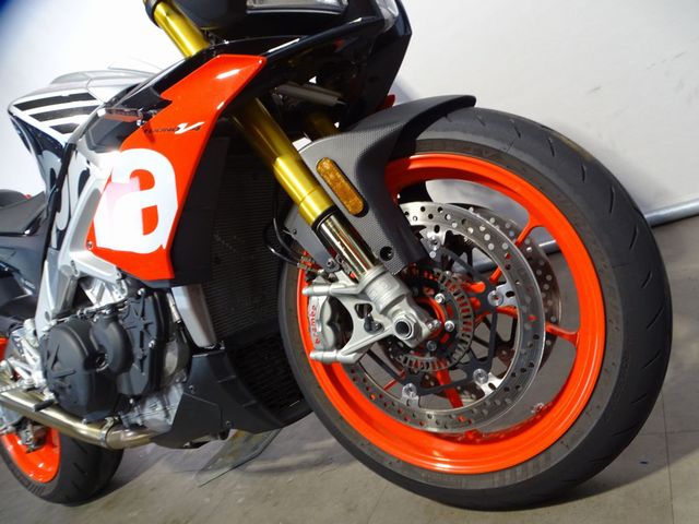 aprilia - tuono-v4-r