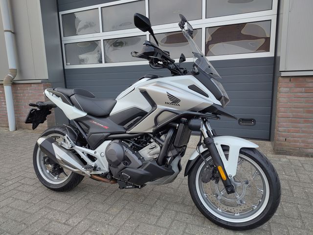 honda - nc-750-x-dct-c-abs