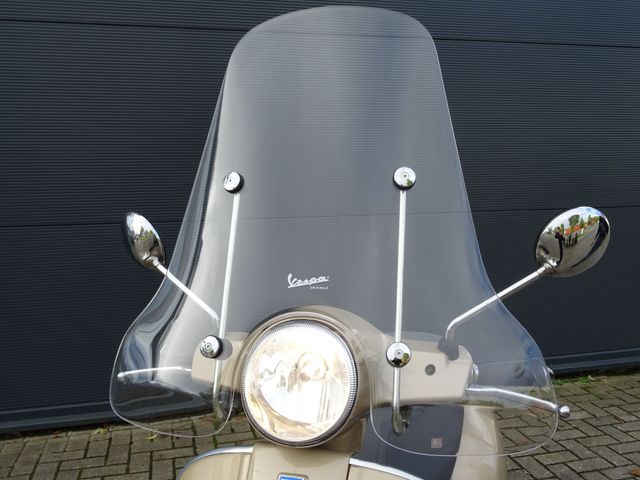 vespa - gts-300