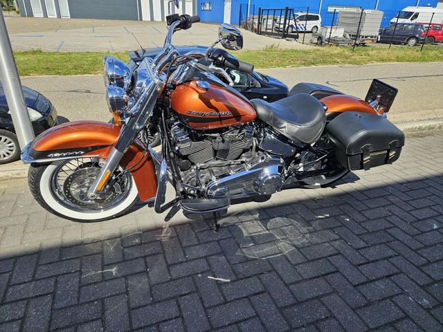 harley-davidson - softail-deluxe-flde