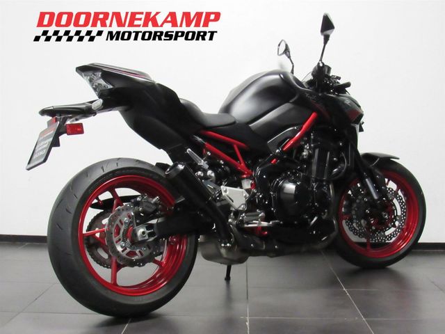 kawasaki - z900