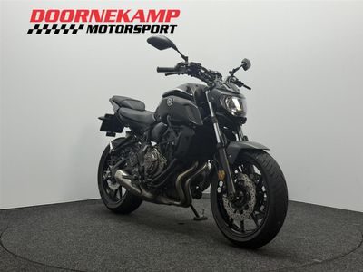 YAMAHA MT 07 ABS – foto 3