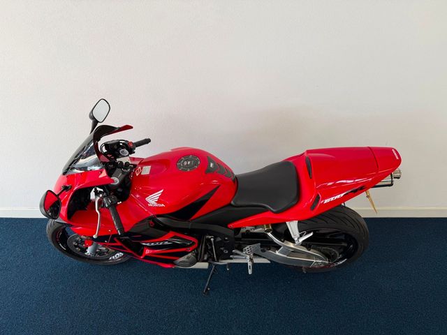 honda - cbr-600-rr