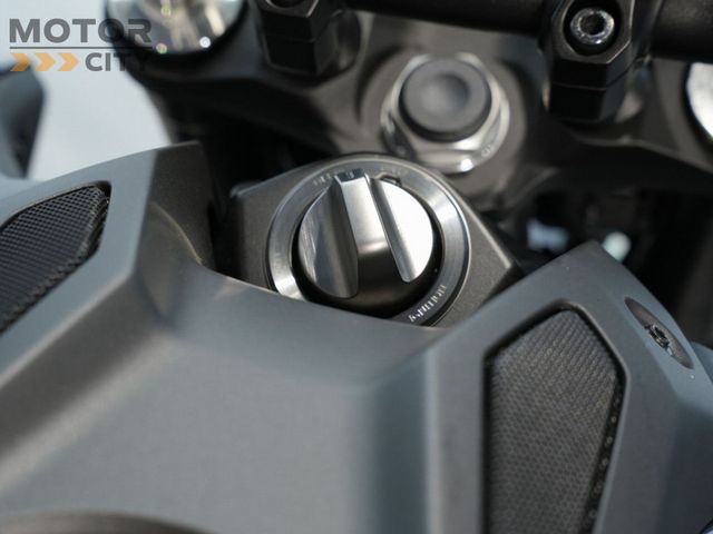 yamaha - mt-09-y-amt