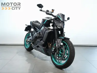 YAMAHA MT 09 Y-AMT – foto 2