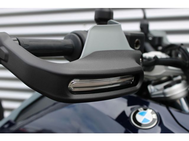 bmw - r-1300-gs