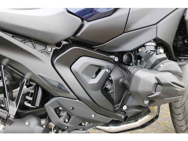 bmw - r-1300-gs
