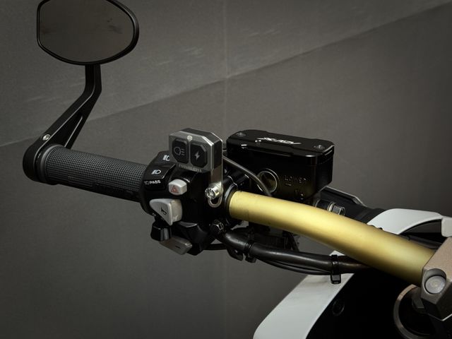 honda - x-adv
