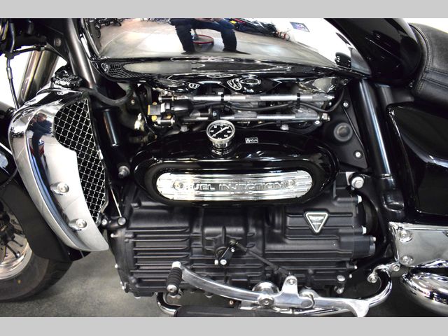 triumph - rocket-iii-touring