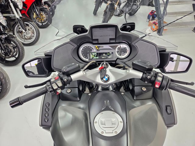 bmw - r-1200-rt-lc