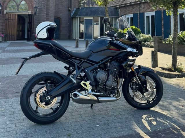 triumph - tiger-sport-660