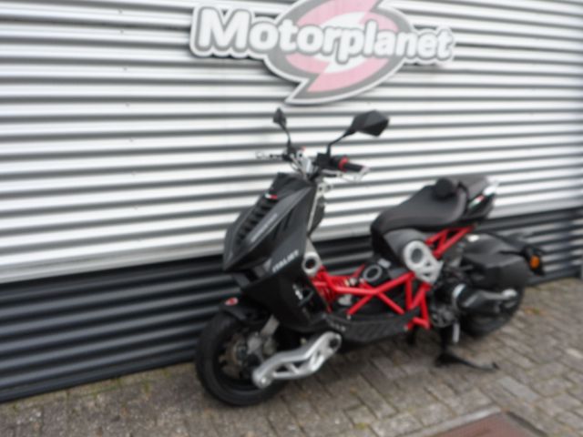 italjet - dragstar-200-limited-edition