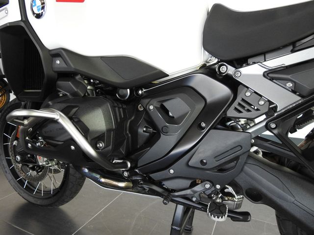 bmw - r-1300-gs-adventure