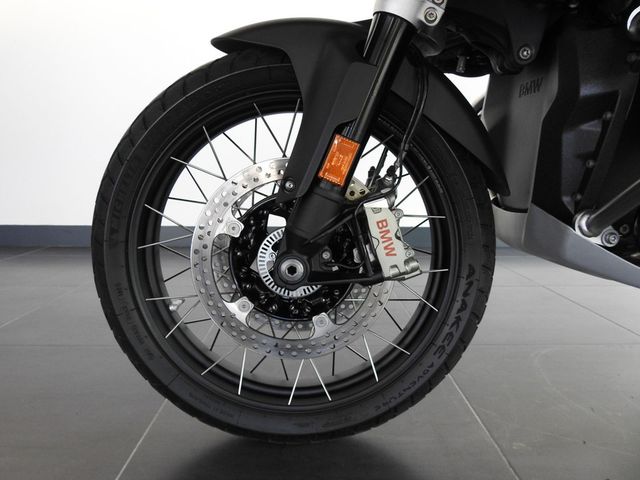 bmw - r-1300-gs-adventure