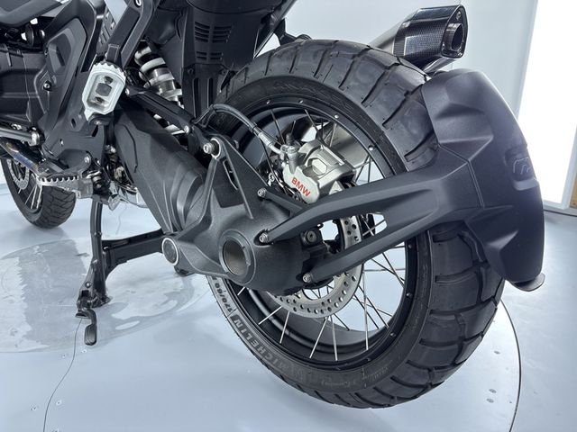 bmw - r-1300-gs-adventure