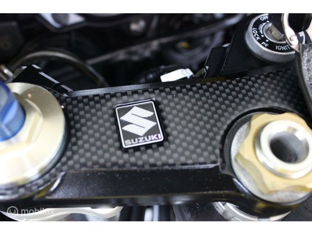 suzuki - gsx-r-600