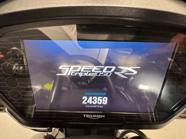 triumph - speed-triple-rs