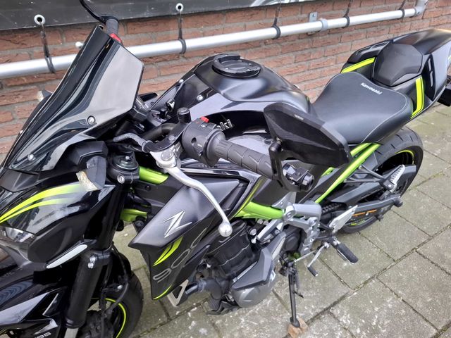 kawasaki - z900-performance