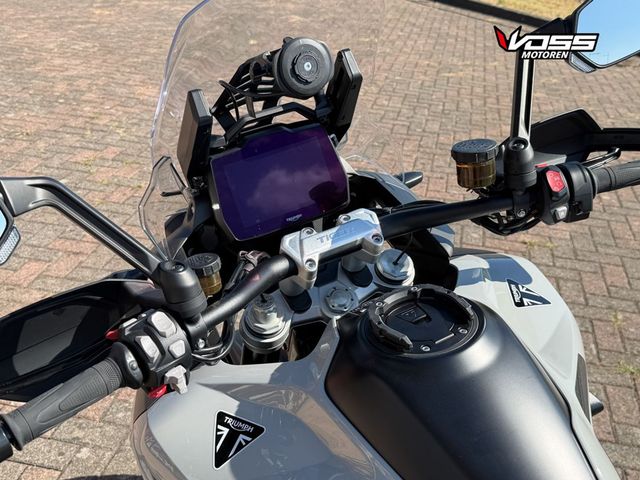 triumph - tiger-1200-alpine-edition