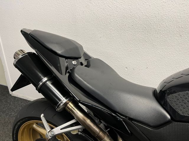 yamaha - yzf-r1