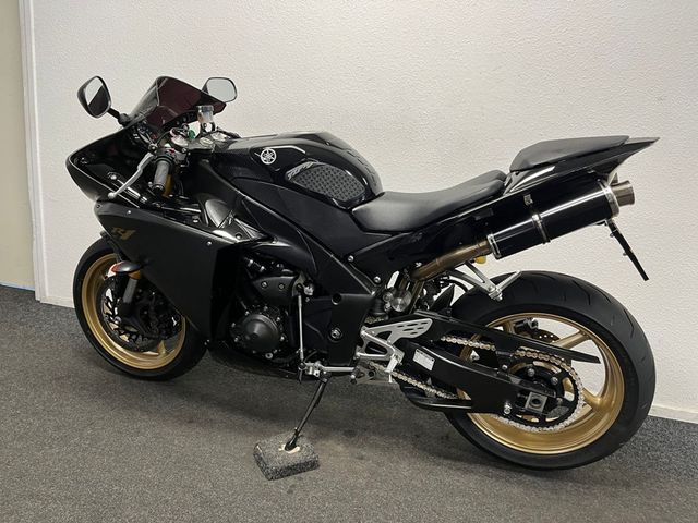 yamaha - yzf-r1