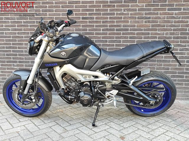 yamaha - mt-09-abs