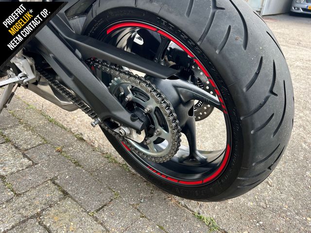triumph - street-triple