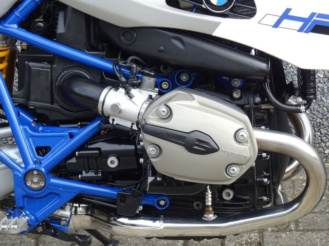 bmw - hp-2-megamoto