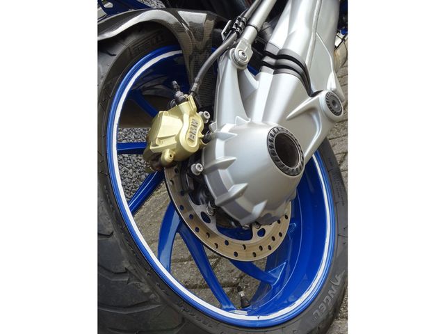 bmw - hp-2-megamoto