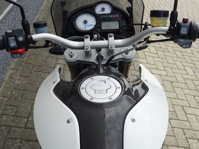 bmw - hp-2-megamoto