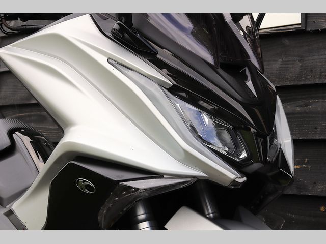kymco - ak-550
